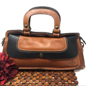 Patricia Nash Satchel w/shoulder strap